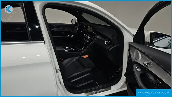 MERCEDES GLC-CLASS GLC300 4MATIC AMG LINE COUPE