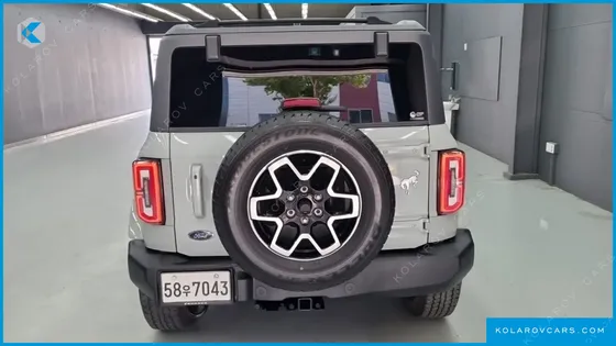 FORD BRONCO 2.7 OUTER BANKS