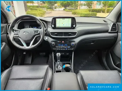 HYUNDAI TUCSON DIESEL 2.0 2WD