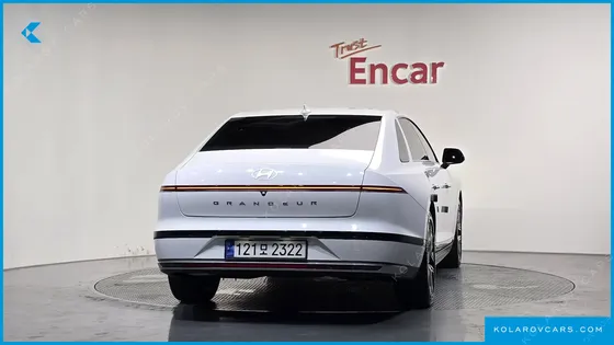 HYUNDAI GRANDEUR 2,5 GASOLINE 2WD