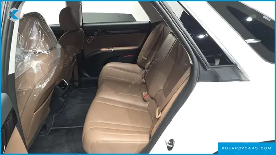 HYUNDAI GRANDEUR 2,5 GASOLINE 2WD