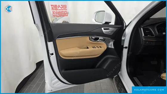 VOLVO XC90 T8 INSCRIPTION HYBIRD
