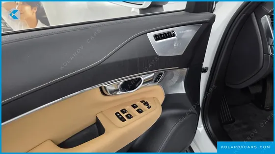 VOLVO XC90 T8 INSCRIPTION HYBIRD