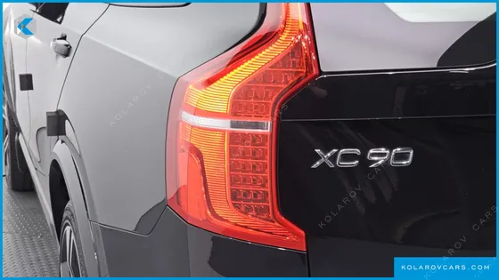 VOLVO XC90 T8 R-DESIGN HYBRID