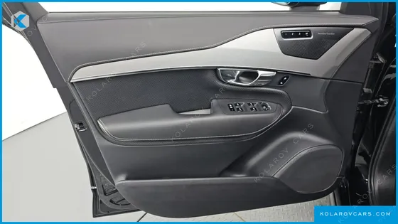 VOLVO XC90 T8 R-DESIGN HYBRID