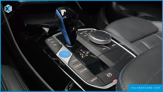 BMW IX3 M SPORTS