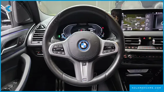 BMW IX3 M SPORTS