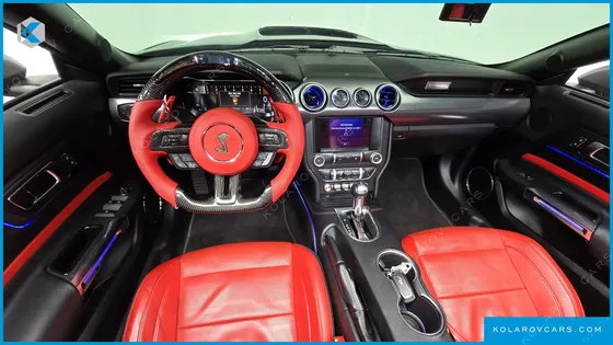 FORD MUSTANG GT CONVERTIBLE
