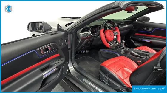 FORD MUSTANG GT CONVERTIBLE