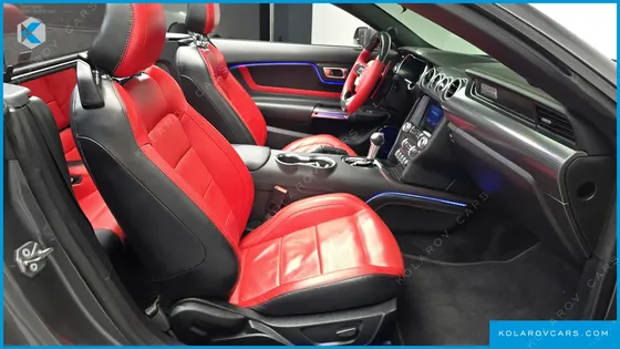 FORD MUSTANG GT CONVERTIBLE