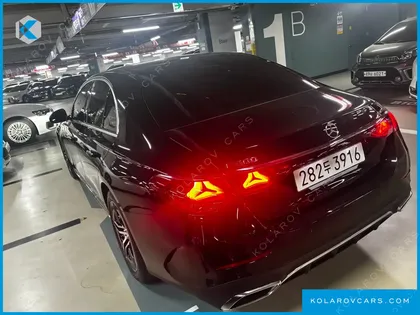 MERCEDES E-CLASS E300 4MATIC AMG LINE