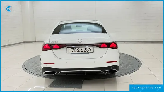 MERCEDES E-CLASS E300 4MATIC AMG LINE