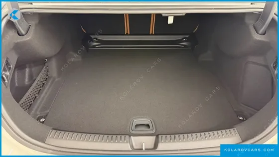 MERCEDES E-CLASS E300 4MATIC AMG LINE