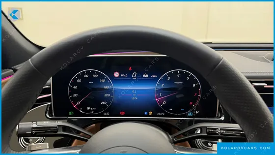 MERCEDES E-CLASS E300 4MATIC AMG LINE