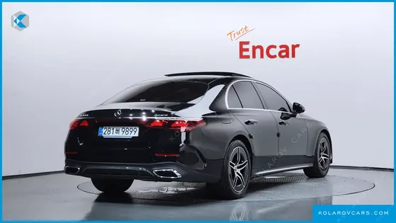 MERCEDES E-CLASS E300 4MATIC AMG LINE