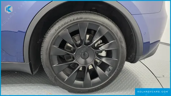 TESLA MODEL Y LONG RANGE AWD