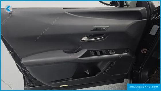 LEXUS UX 2.0 F-SPORT 2WD