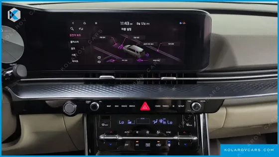 KIA CARNIVAL GASOLINE 9-SEATER HI-LIMOUSINE