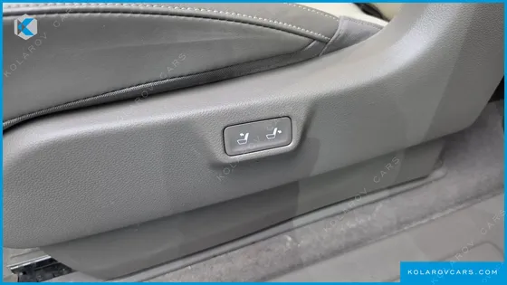 KIA CARNIVAL GASOLINE 9-SEATER HI-LIMOUSINE
