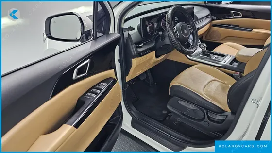 KIA CARNIVAL 9-SEATER PRESTIGE