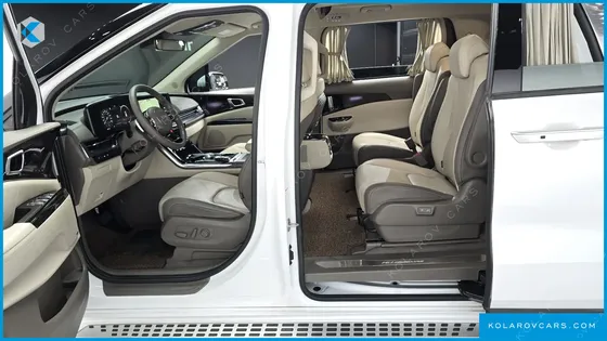 KIA CARNIVAL 9-SEATER HI-LIMOUSINE