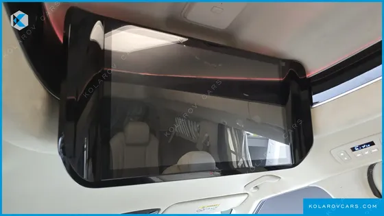 KIA CARNIVAL 9-SEATER HI-LIMOUSINE