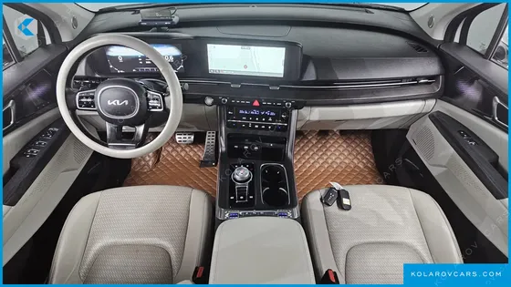 KIA CARNIVAL GASOLINE 7-SEATER SIGNATURE