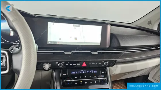 KIA CARNIVAL GASOLINE 7-SEATER SIGNATURE