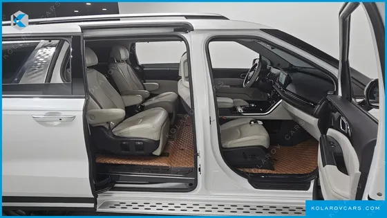 KIA CARNIVAL GASOLINE 7-SEATER SIGNATURE