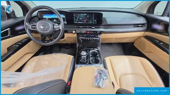 KIA CARNIVAL 7-SEATER SIGNATURE