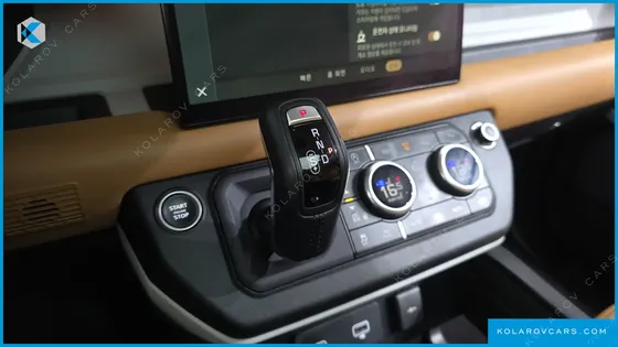LAND ROVER DEFENDER 110 D300 HSE