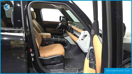 LAND ROVER DEFENDER 110 D300 HSE