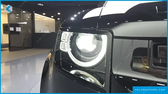 LAND ROVER DEFENDER 110 D300 HSE