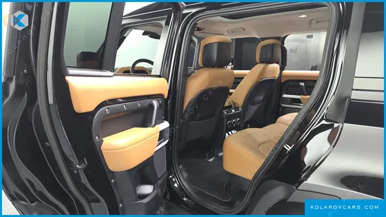 LAND ROVER DEFENDER 110 D300 HSE