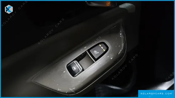 KIA CARNIVAL HEV 9 SEATER PRESTIGE