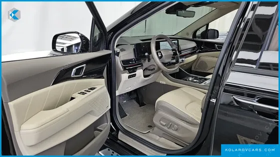 KIA CARNIVAL GASOLINE 9-SEATER HI LIMOUSINE