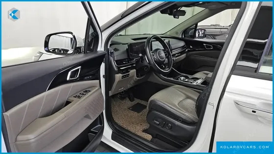 KIA CARNIVAL GASOLINE 9-SEATER SIGNATURE
