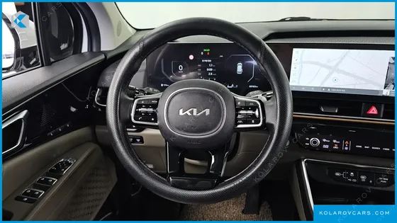 KIA CARNIVAL GASOLINE 9-SEATER SIGNATURE