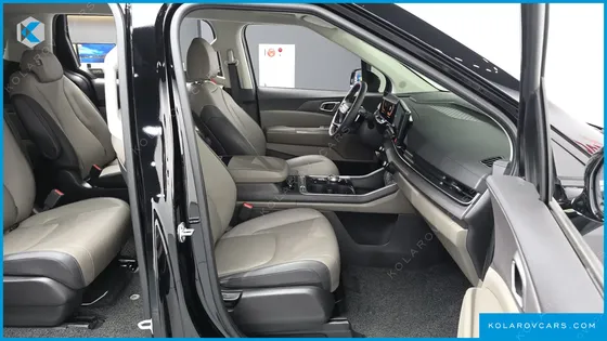 KIA CARNIVAL DIESEL 9-SEATER PRESTIGE