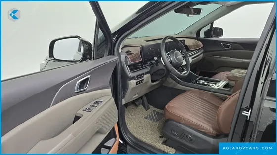 KIA CARNIVAL GASOLINE 9-SEATER NOBLESSE
