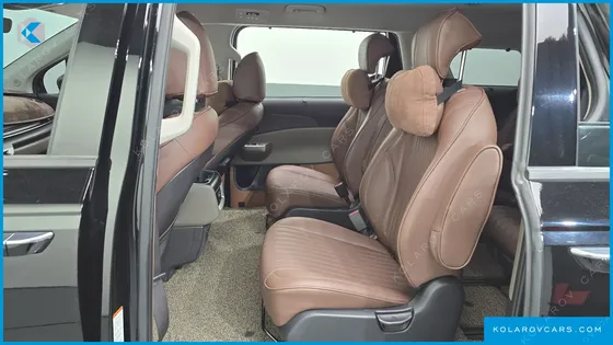 KIA CARNIVAL GASOLINE 9-SEATER NOBLESSE