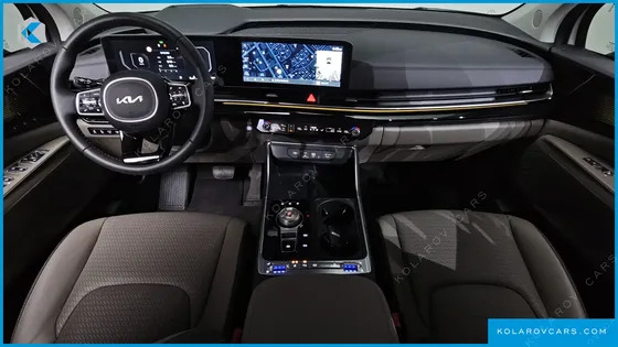 KIA CARNIVAL GASOLINE 9-SEATER SIGNATURE