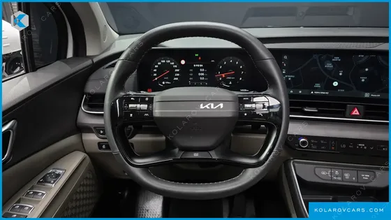 KIA CARNIVAL GASOLINE 7-SEATER NOBLESSE