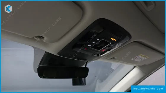 KIA CARNIVAL GASOLINE 7-SEATER NOBLESSE