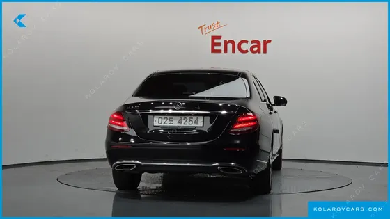 MERCEDES E-CLASS E300 EXCLUSIVE