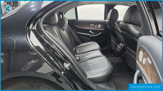 MERCEDES E-CLASS E300 EXCLUSIVE