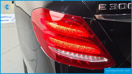 MERCEDES E-CLASS E300 EXCLUSIVE