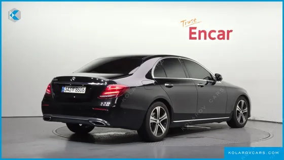 MERCEDES E-CLASS E220D AVANTGARDE