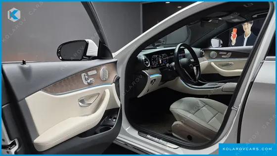 MERCEDES E-CLASS E300E 4MATIC EXCLUSIVE
