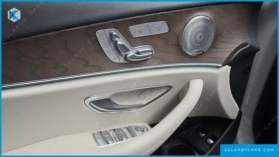 MERCEDES E-CLASS E300E 4MATIC EXCLUSIVE
